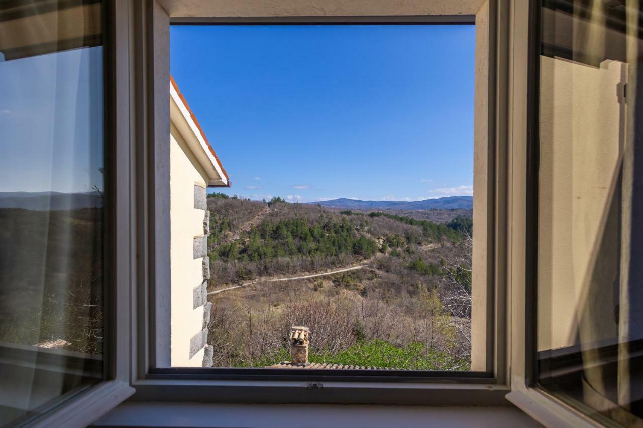 Adorma Hum Appartement Buitenkant foto